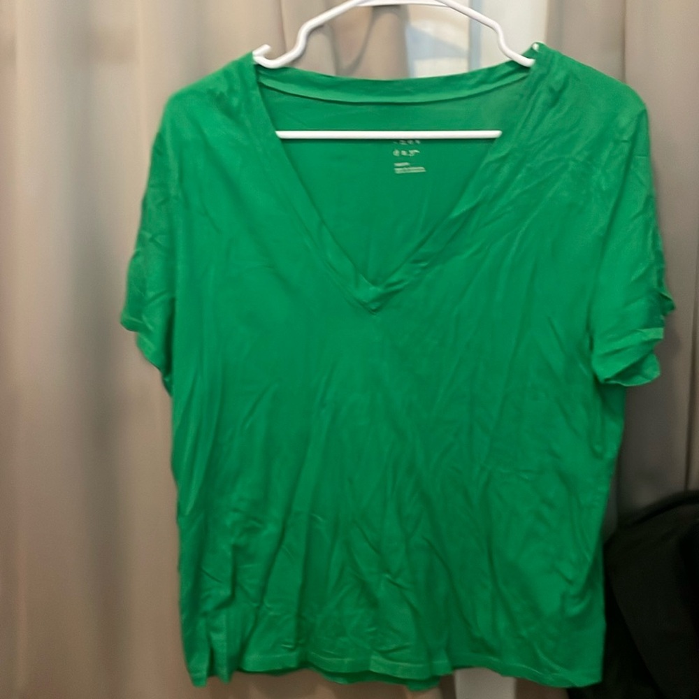 green tee